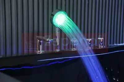 Obrotowe dysze czarna wanna z hydromasażem EB-7066 prostokątna 170cmx78cmx61cm Wodospad LED x 2+Ambiente z podgrzewaczem+pilot