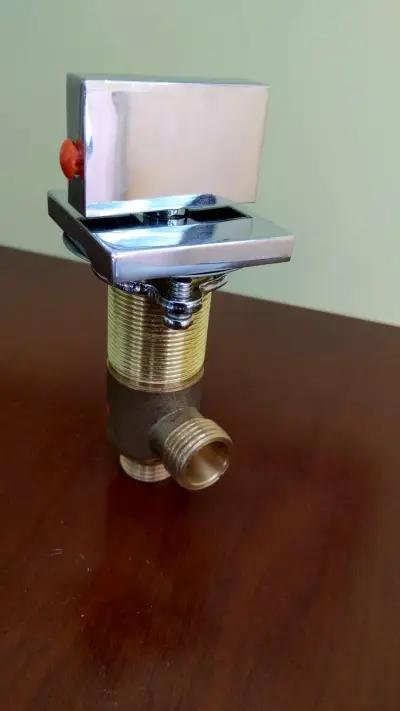 BATERIA NAWANNOWA ZAWÓR ZAWORY GŁOWICA KOMPLET 3 SZTUKI WANNA Z HYDROMASAŻ