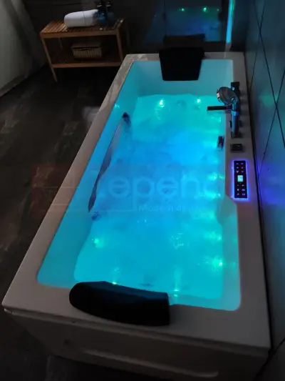 Wanna z hydromasażem LS-5010 prostokątna 180cmx80cmx57cm chromoterapia z podgrzewaczem