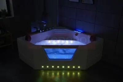 Wanna z hydromasażem LS-6025 narożna 150cmx150cmx59cm chromoterapia podgrzewacz